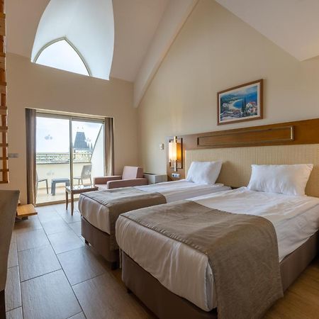 Crystal Prestige Elite Hotel Kemer Exterior photo