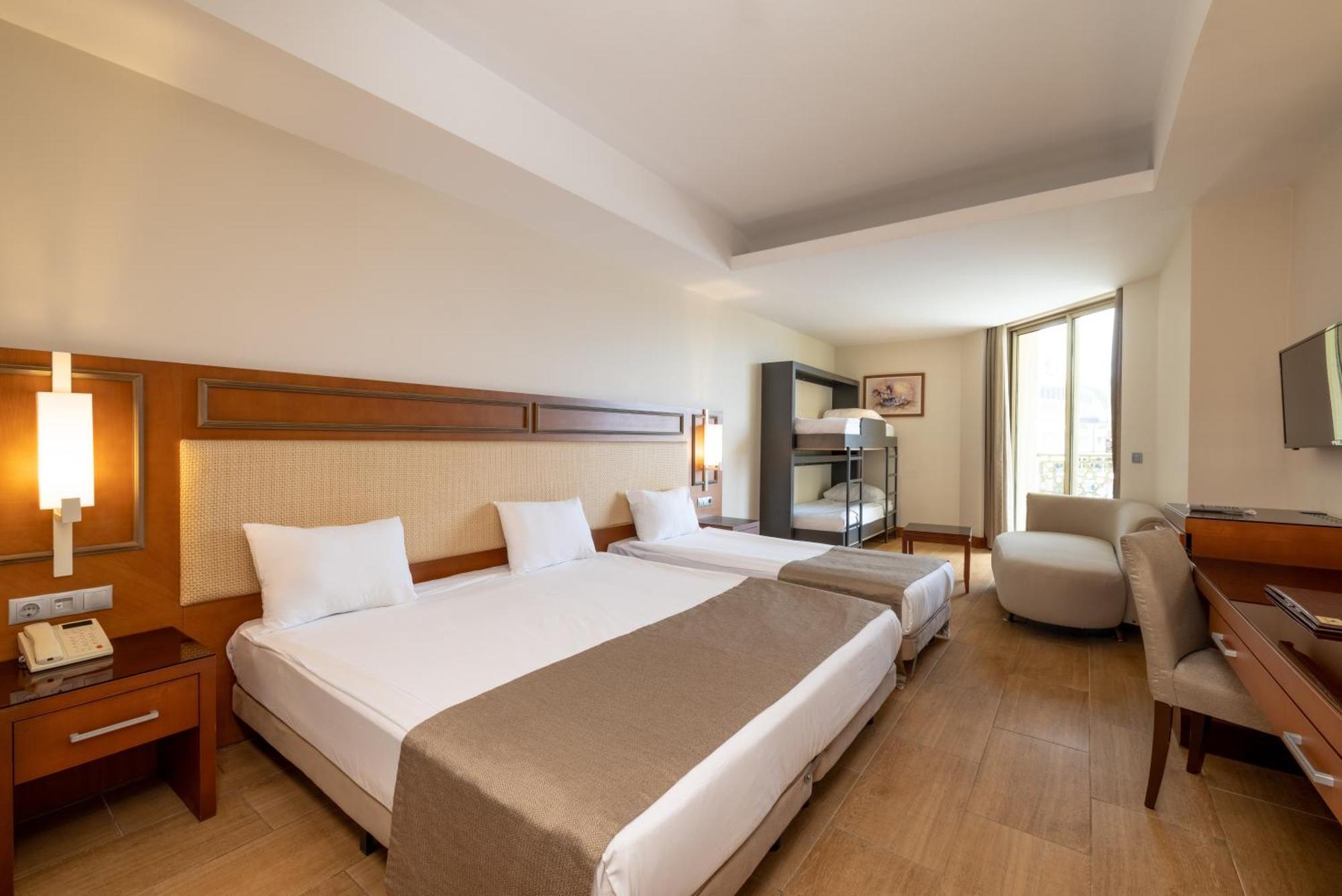 Crystal Prestige Elite Hotel Kemer Exterior photo